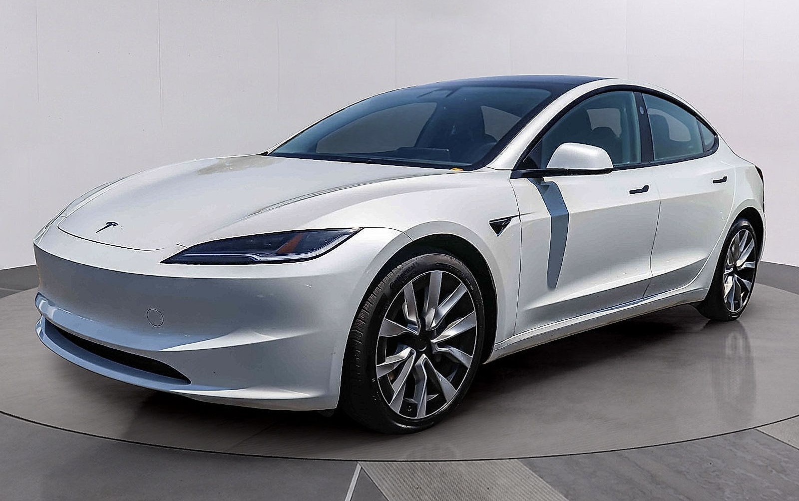 Tesla Model 3 Long Range