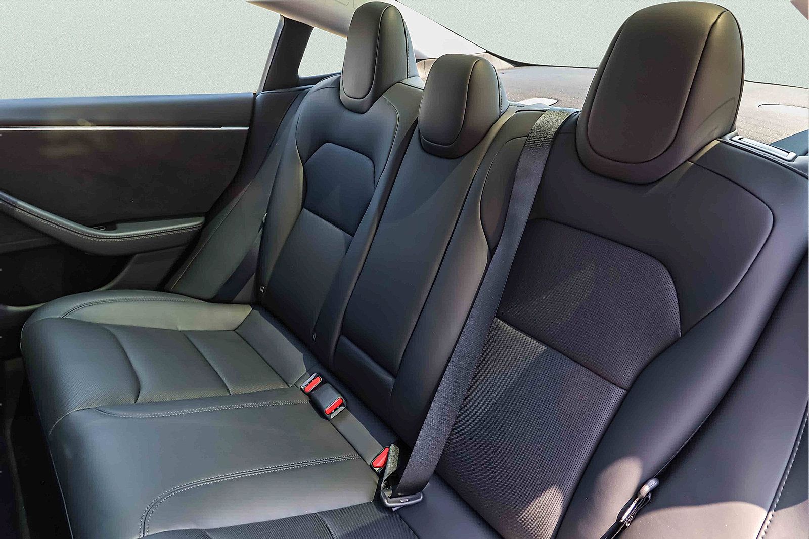 Tesla Model 3 Long Range