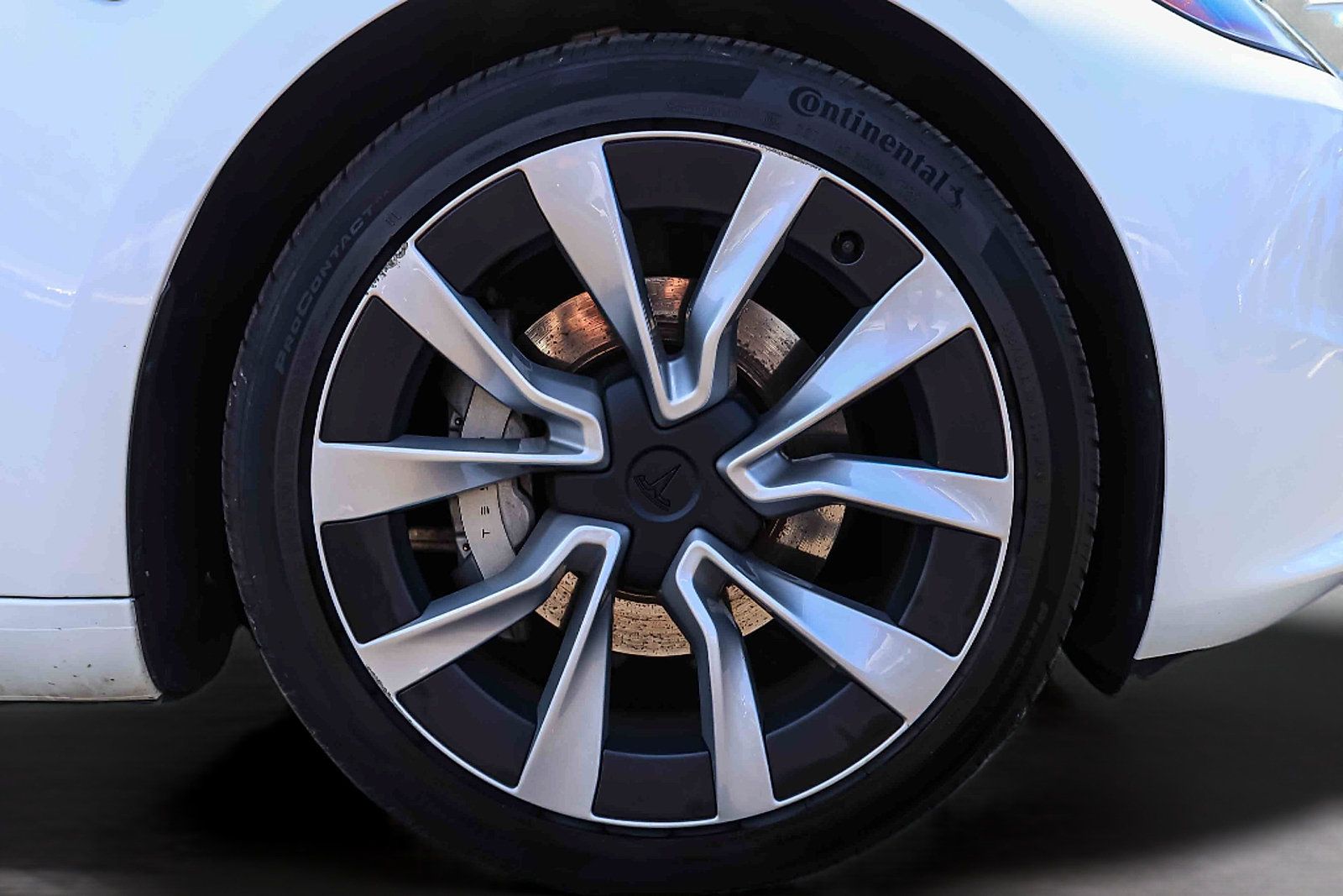 Tesla Model 3 Long Range