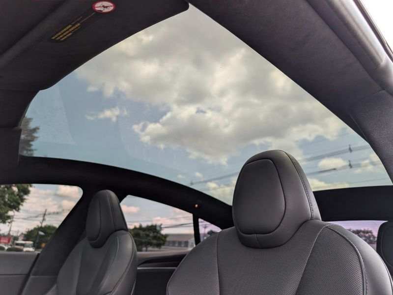 Tesla Model S Plaid
