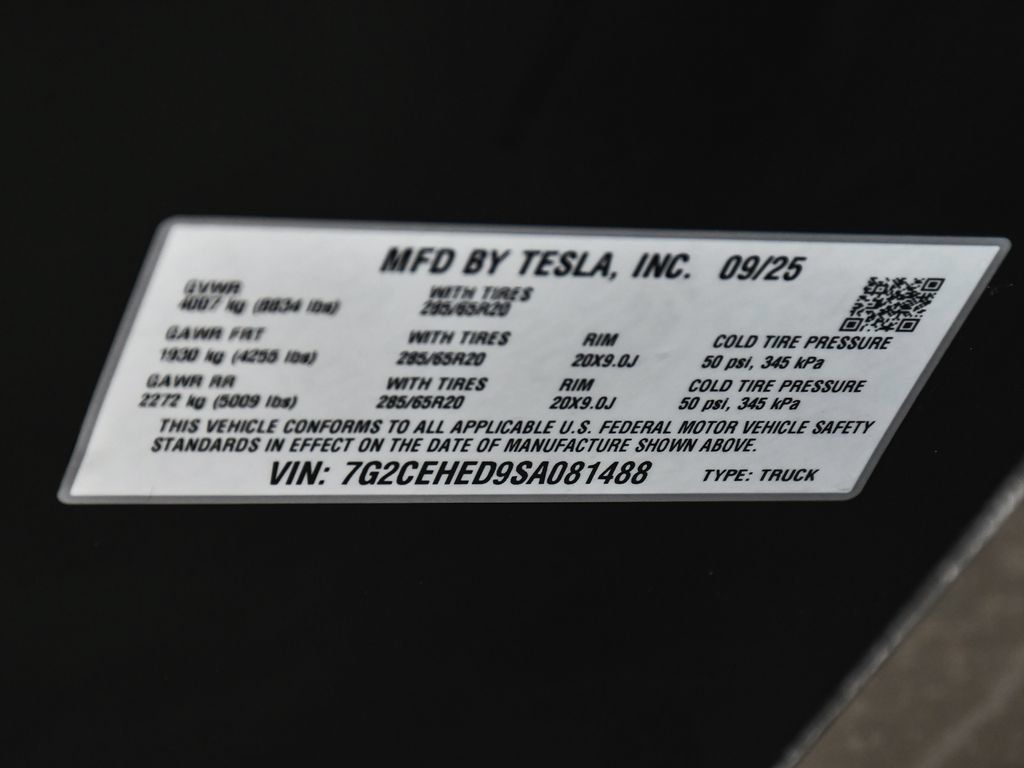 Tesla Cybertruck AWD