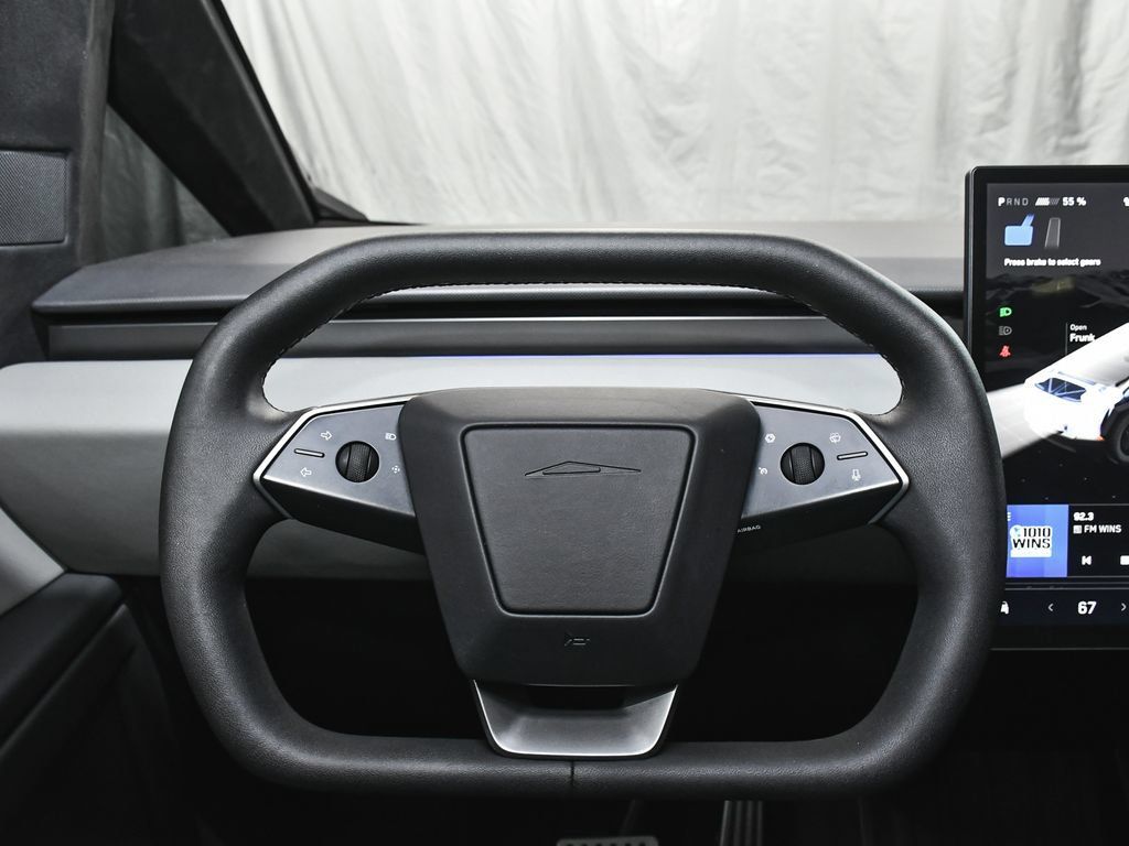 Tesla Cybertruck AWD