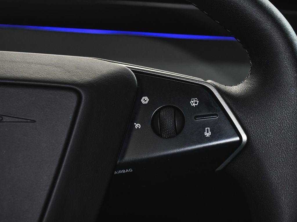 Tesla Cybertruck AWD