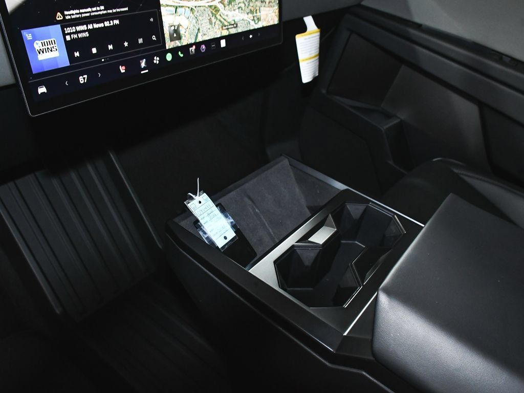 Tesla Cybertruck AWD