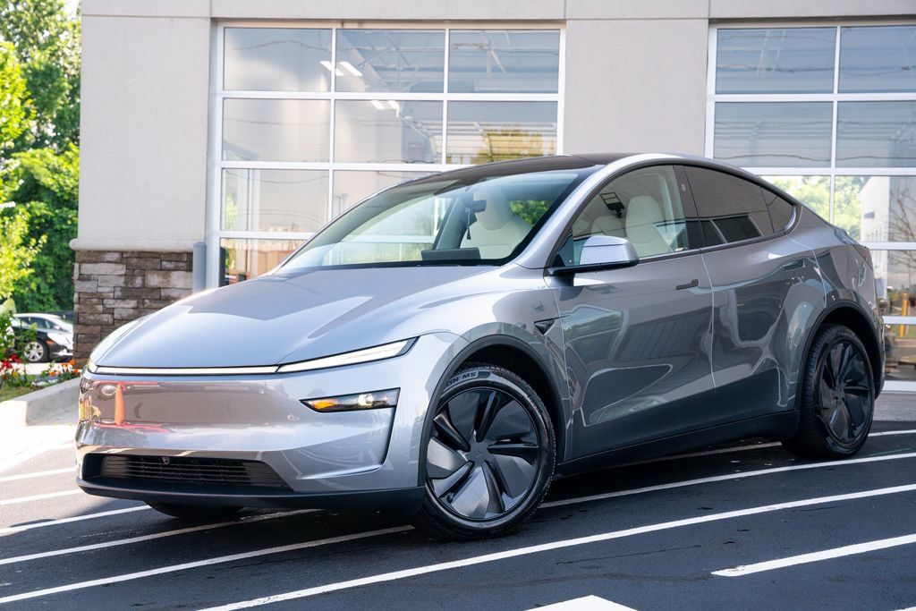 Tesla Model Y Long Range