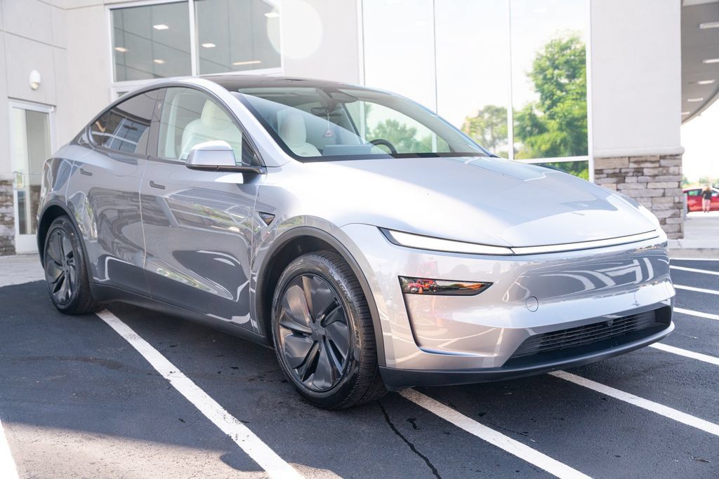 Tesla Model Y Long Range