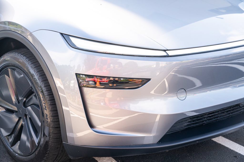 Tesla Model Y Long Range