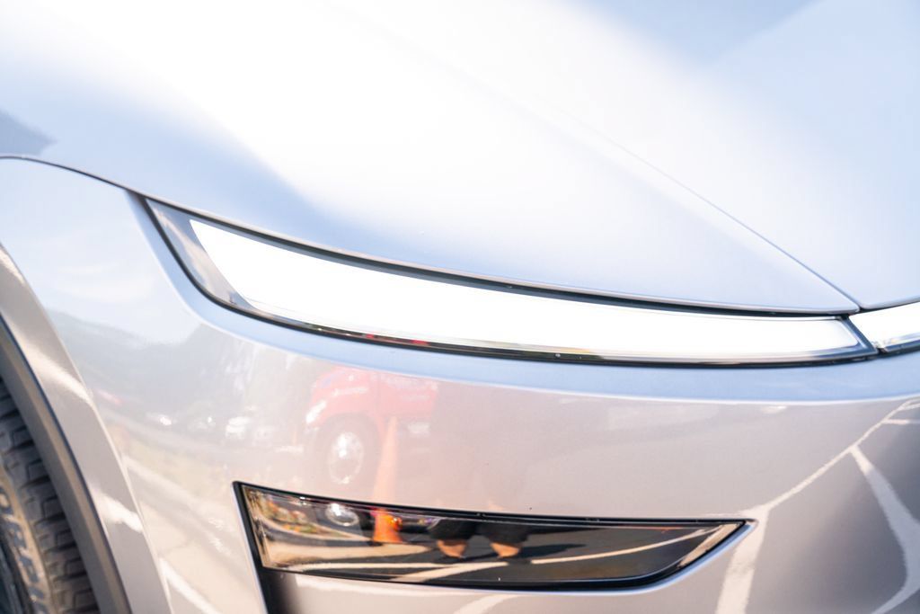Tesla Model Y Long Range