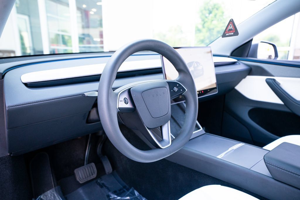 Tesla Model Y Long Range