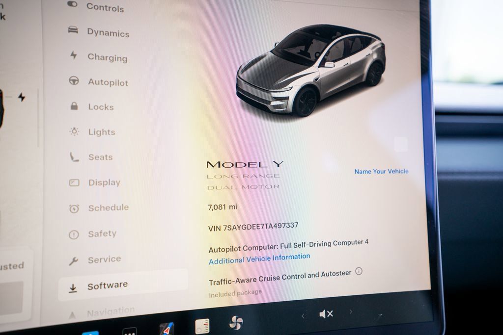 Tesla Model Y Long Range