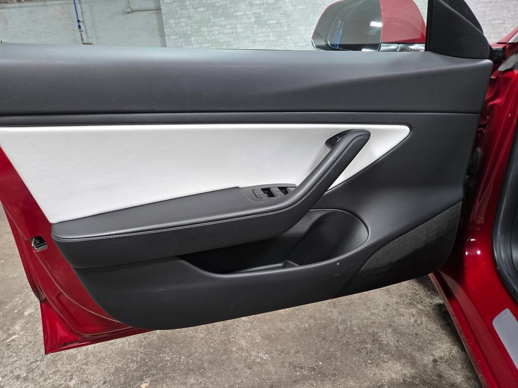 Tesla Model 3 Performance AWD