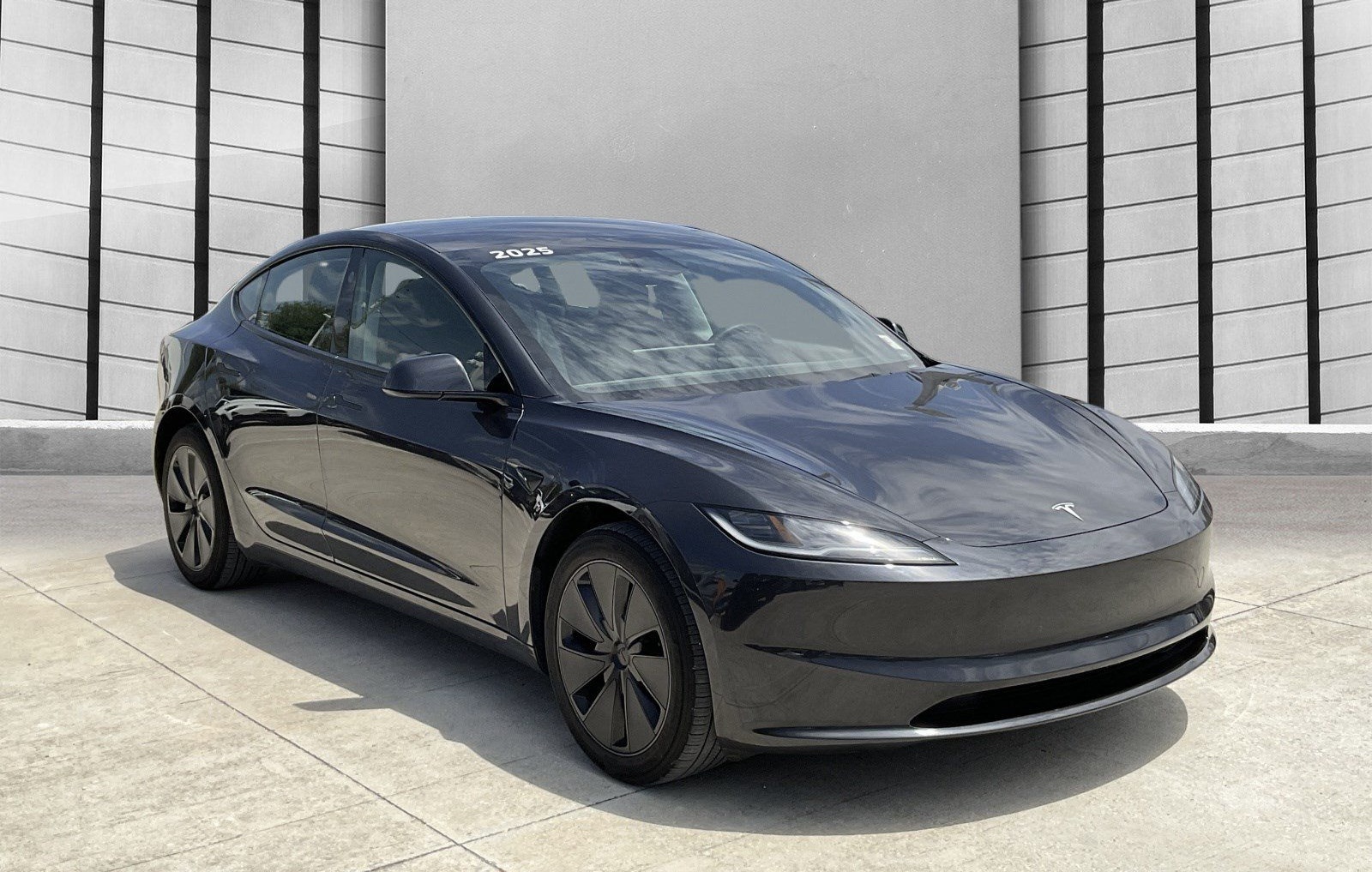 Tesla Model 3 RWD Long Range