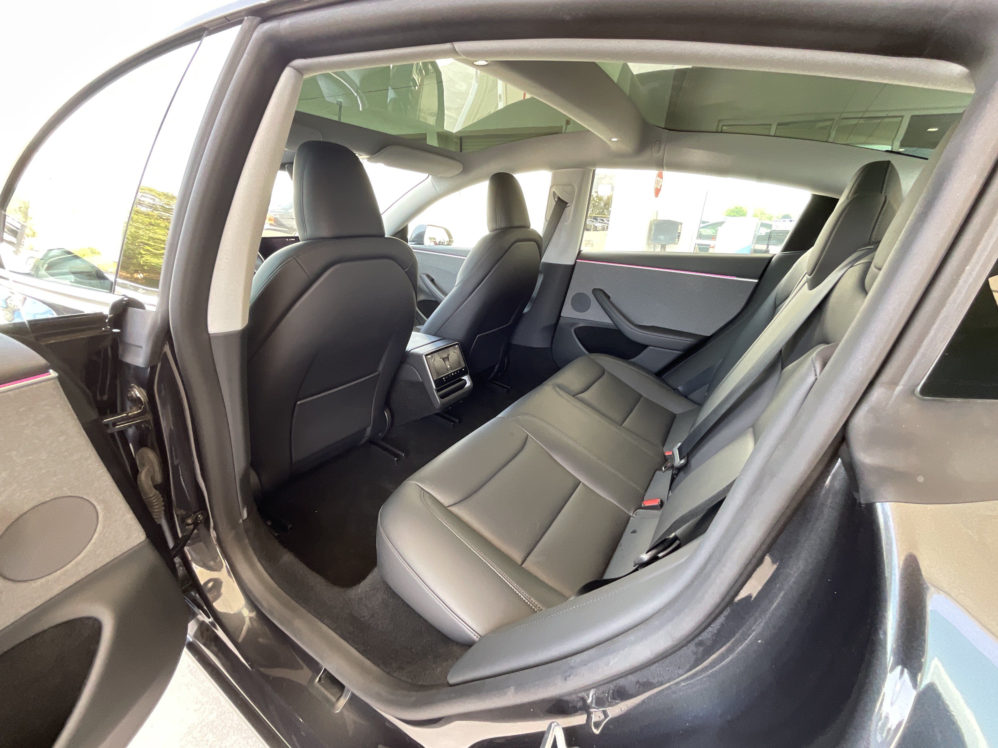 Tesla Model 3 RWD Long Range