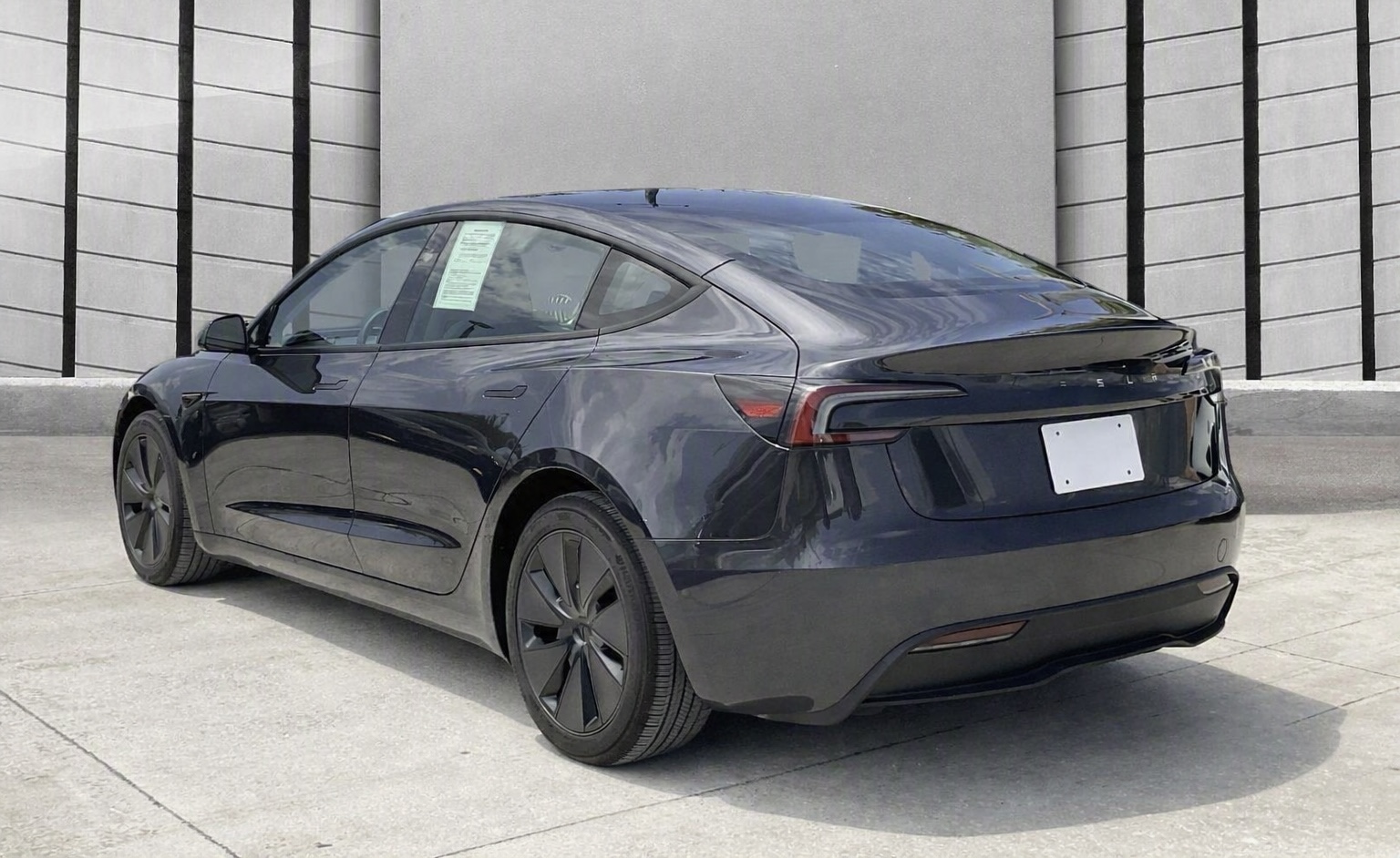 Tesla Model 3 RWD Long Range