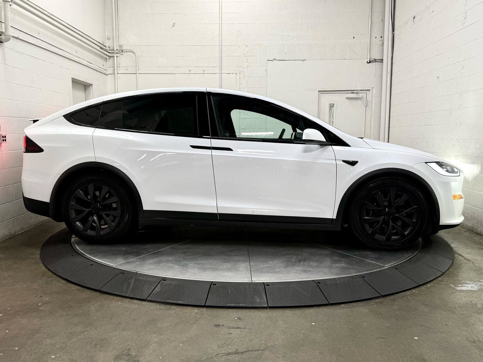 Tesla Model X AWD(7 Seats)